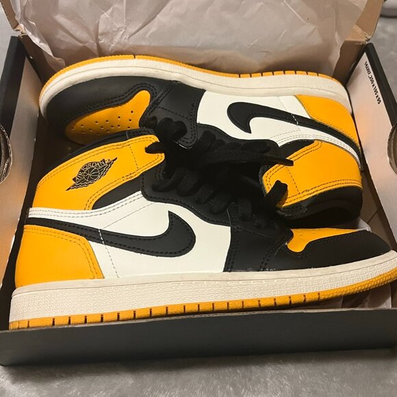 Nike Jordan 1 Retro High OG (PS)) - Picture 8 of 14